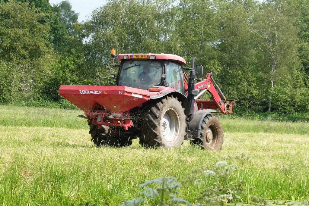 Best Fertilizer Spreader For 1 Acre