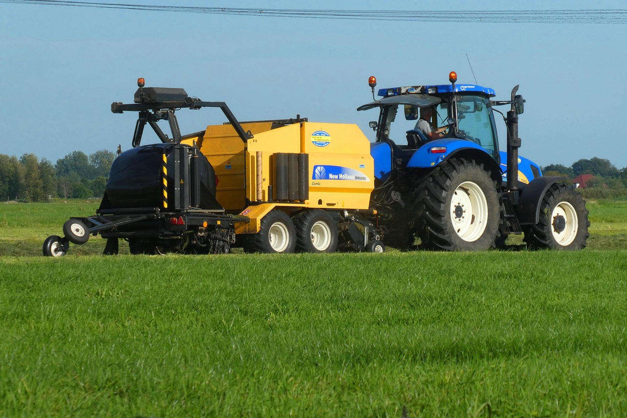 10 Best Equipment Needed For Hay Farming - FarmTilling
