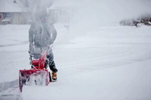 Top 10 Cordless Snow Blowers